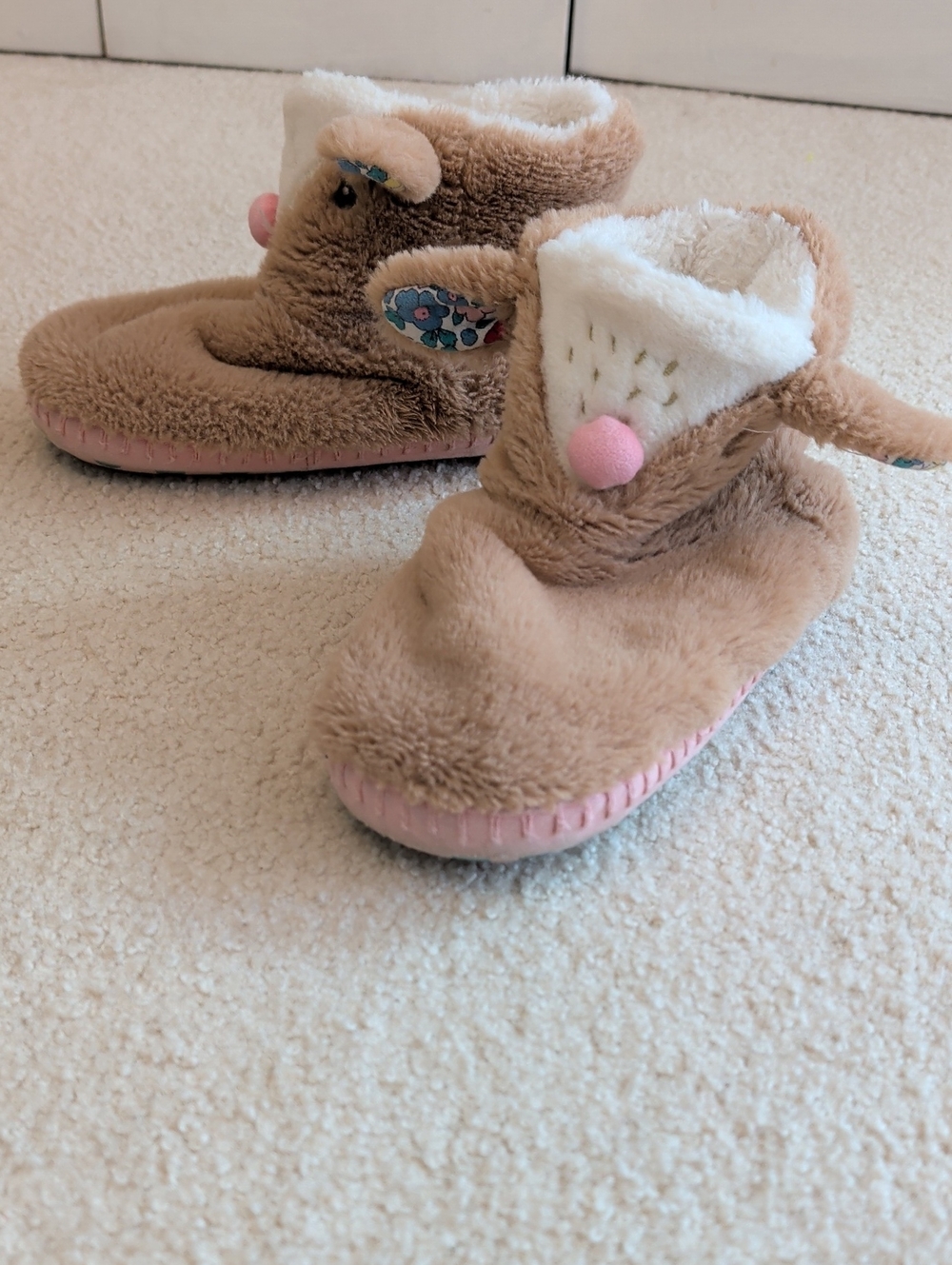 Mini Boden Slippers
